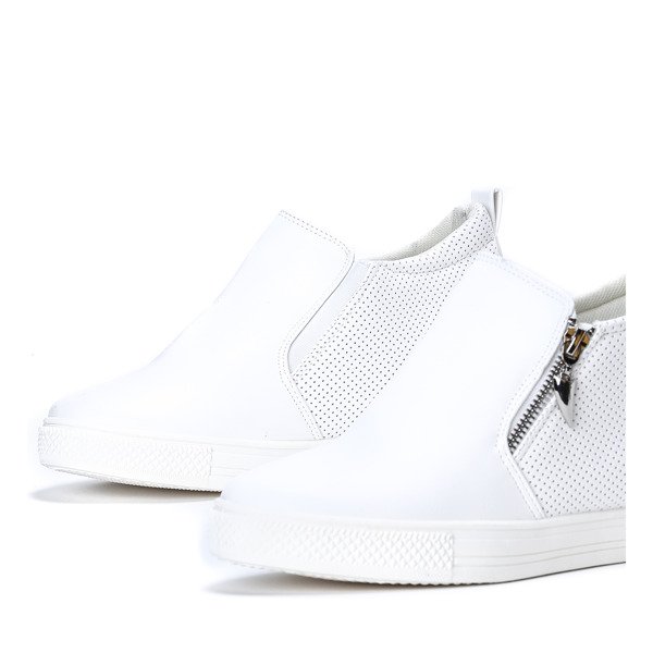Bílý skluz na vnitřní klín Camerrone - obuv 1