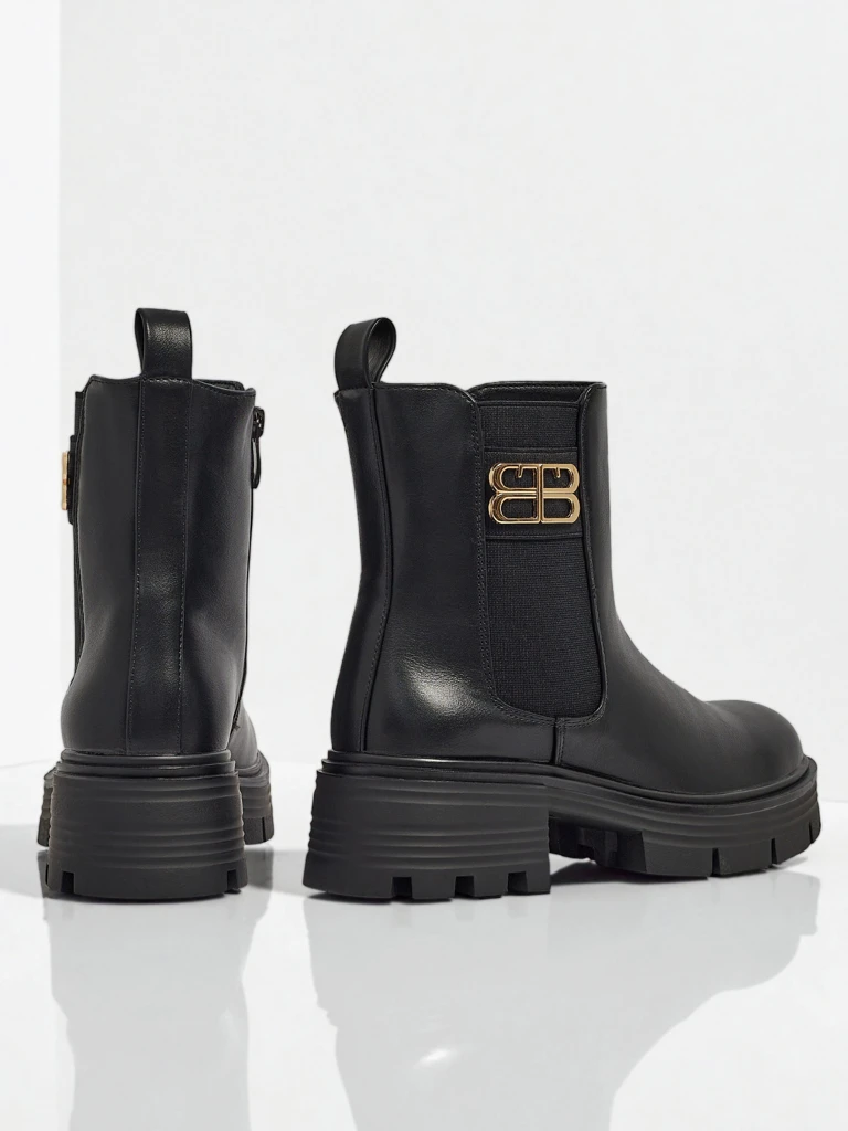 Ženski gležnarji iz eko usnja Fravine