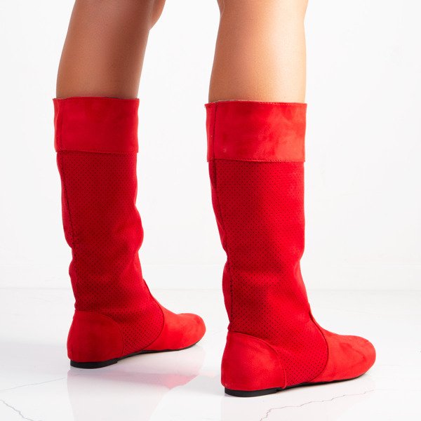 Czerwone kozaki z ażurową cholewką Marira - Obuwie