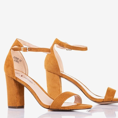 OUTLET Hnedé dámske sandále na stĺpiku Sweet Honey - Obuv