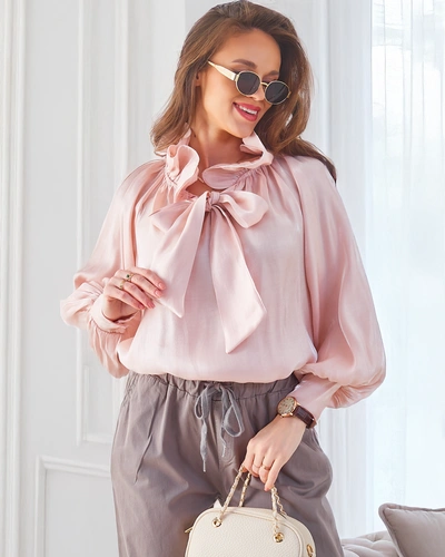 Royalfashion Trblietavá dámska košeľa s dekoračným golierom