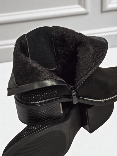 Ženski gležnarji iz eko semiša, okrašeni s cirkoni TangleMist