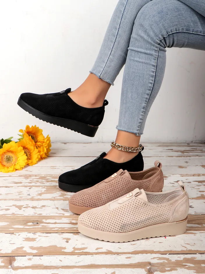 Royalfashion Dámske perforované nízke topánky Goriette