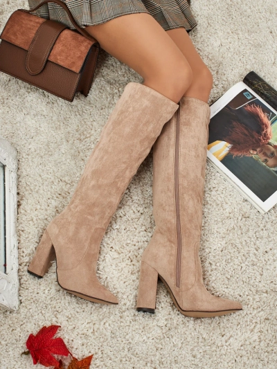 Ženski škornji eko semiš s peto Feravi