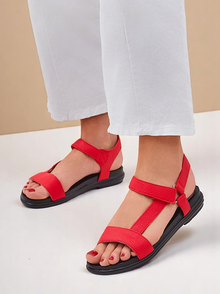 Royalfashion Dámske sandále s plochou podrážkou Lillia