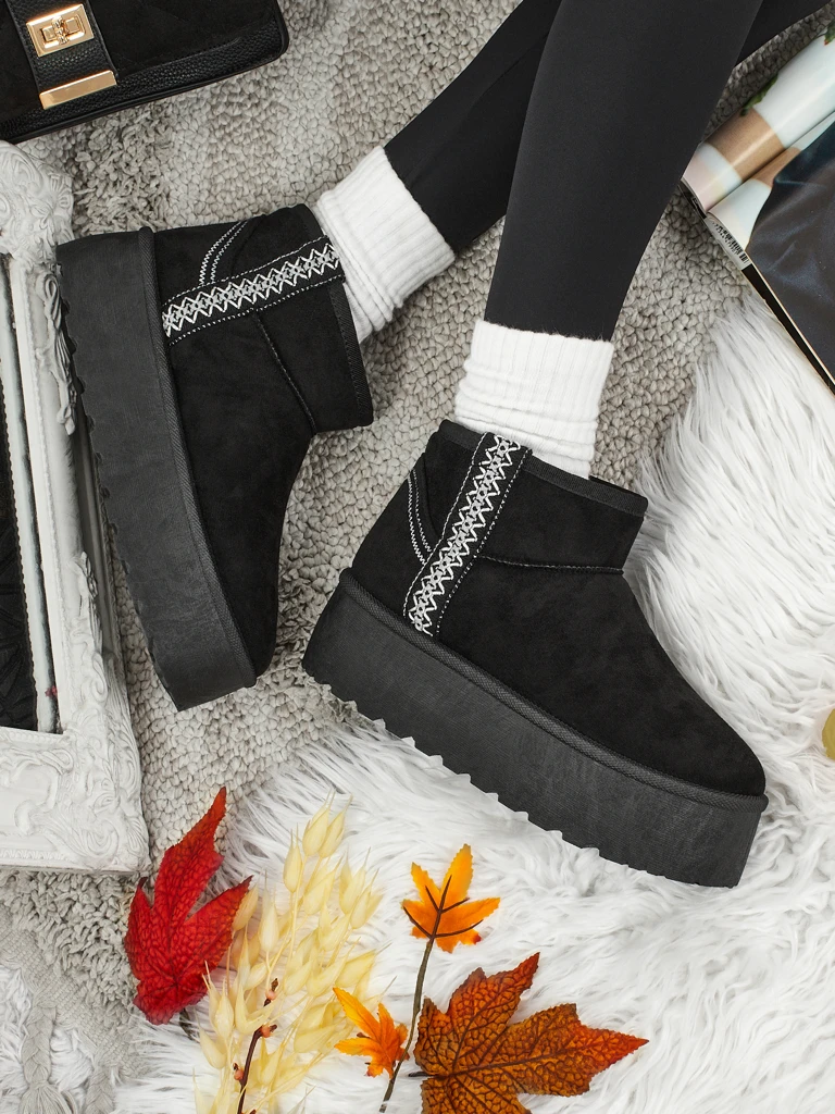 Kratki ženski škornji a'la za sneg Althea