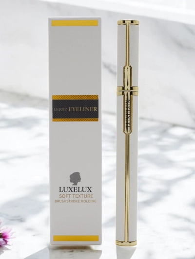 Luxelux Vodotesný eyeliner 1ml