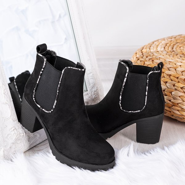 Čierne čižmy na vyššom stĺpiku Travolte - Obuv