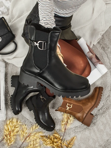 Visoki ženski gležnarji iz eko usnja Ovella