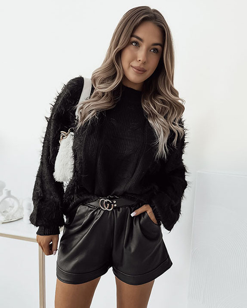 Royalfashion Čierny dámsky sveter na posteľ