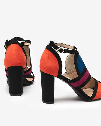 OUTLET Farebné dámske sandále na stĺpiku Buskiri-Footwear
