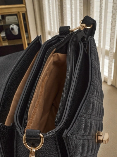 Ženska Torbica Luna Črna Usnjena Elegantna za Vsak Dan