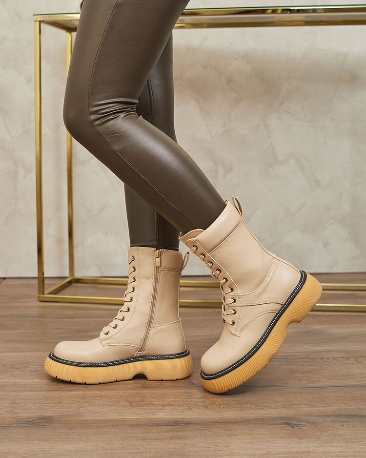 Royalfashion Béžové dámske šnurovacie čižmy na pevnej podrážke Diret