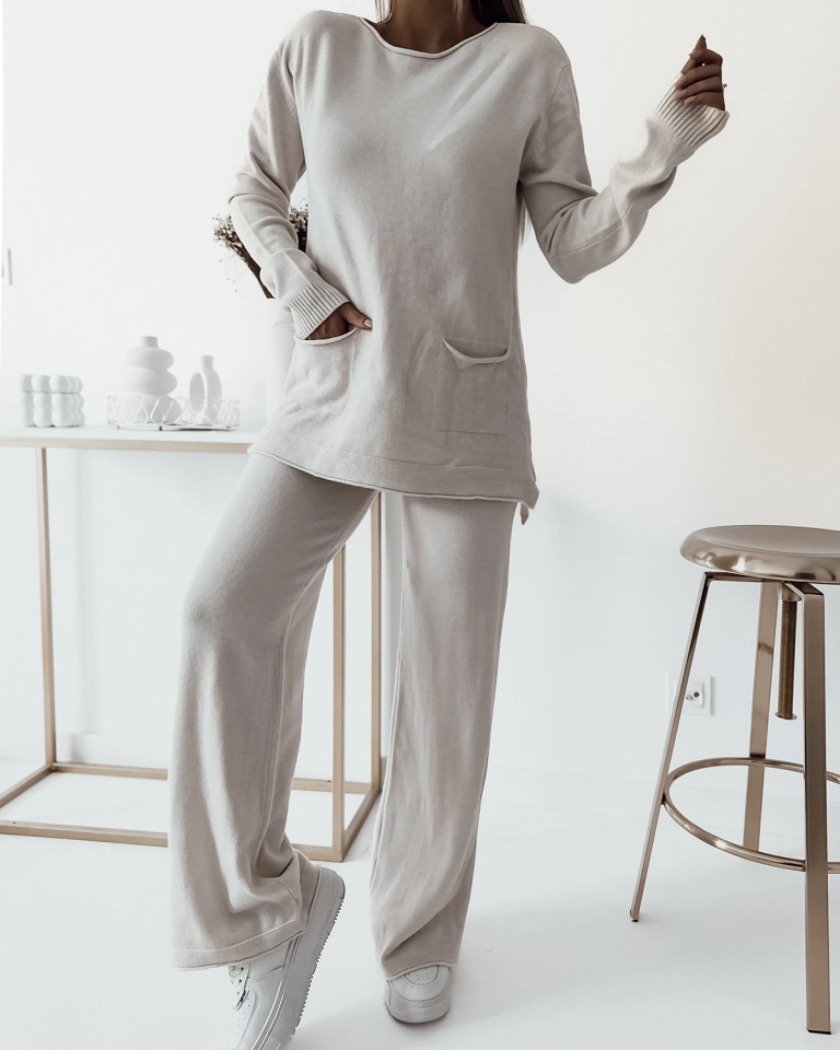 Royalfashion Dámsky svetrový komplet v béžovej farbe