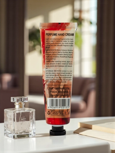 Krema za roke Aphrodite Seduction 30g – Dišavni Eliksir Vlaženja