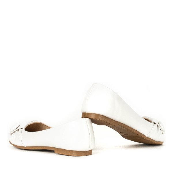 Bílé baleríny s ozdobou Aero - Boty 1