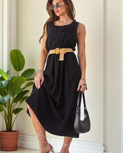 Royalfashion Dámske midi šaty s ramienkami, s okrúhlym výstrihom a dekoračnou kvetinou