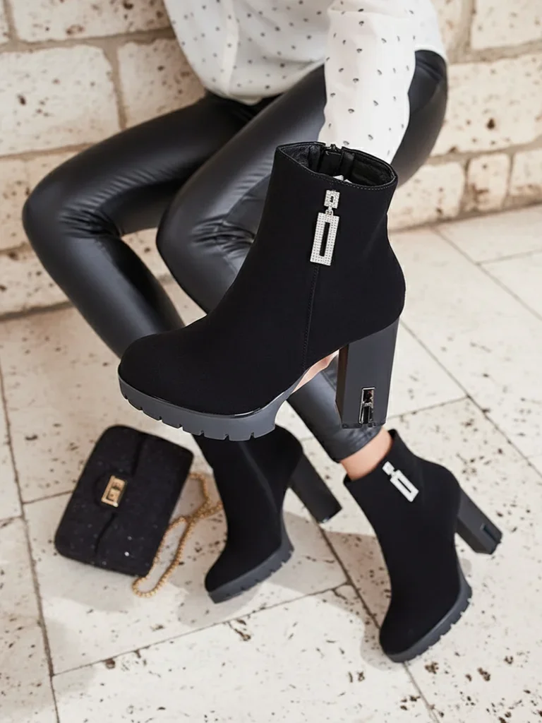 Royalfashion Dámske čižmy Beroleda so zdobeným podpätkom