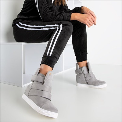 Biele a šedé tenisky s klinom na vnútorné použitie Brisbane - Obuv