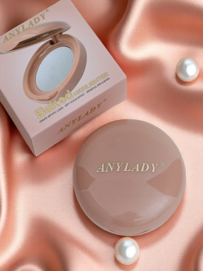 Anylady Lisovaný rozjasňovač na tvár Silver