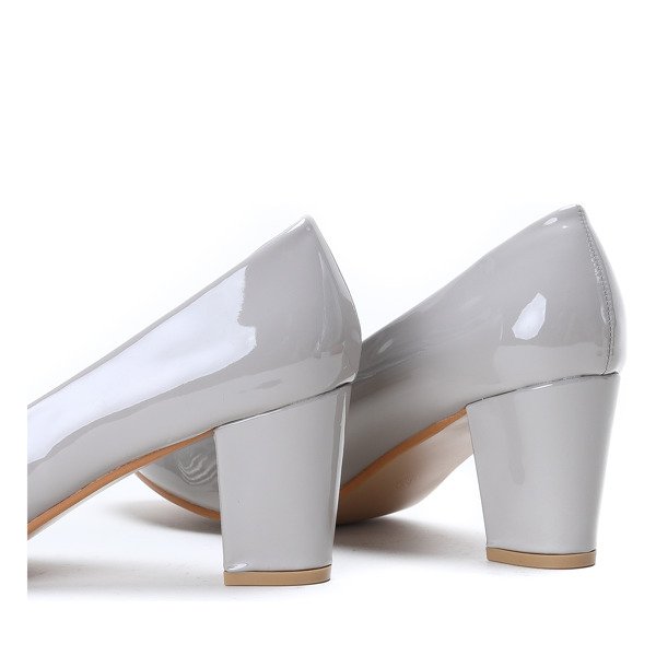 Szare czółenka na słupku Skyler- Obuwie