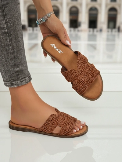 Rpyalfashion Ženski natikači z okrasnim paščkom Braida