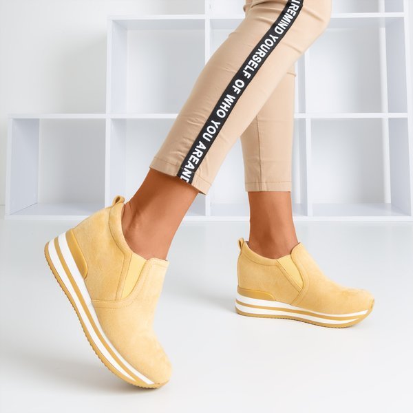 Žluté boty na skrytém klínu Kassiole - Boty 1