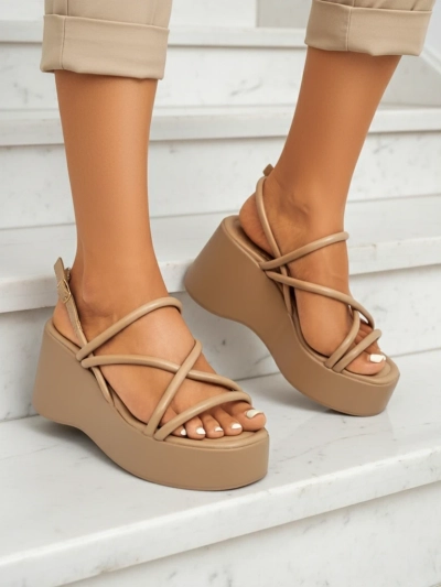 Royalfashion Ženski sandali s polno peto Skyline Straps
