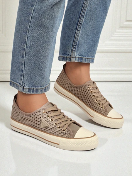 Royalfashion Dámske perforované tenisky Rebbse