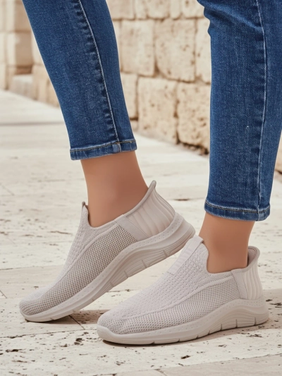 Aurelia Comfort Bež Slip On Ženski Čevlji iz Tkanine s Ploščato Peto
