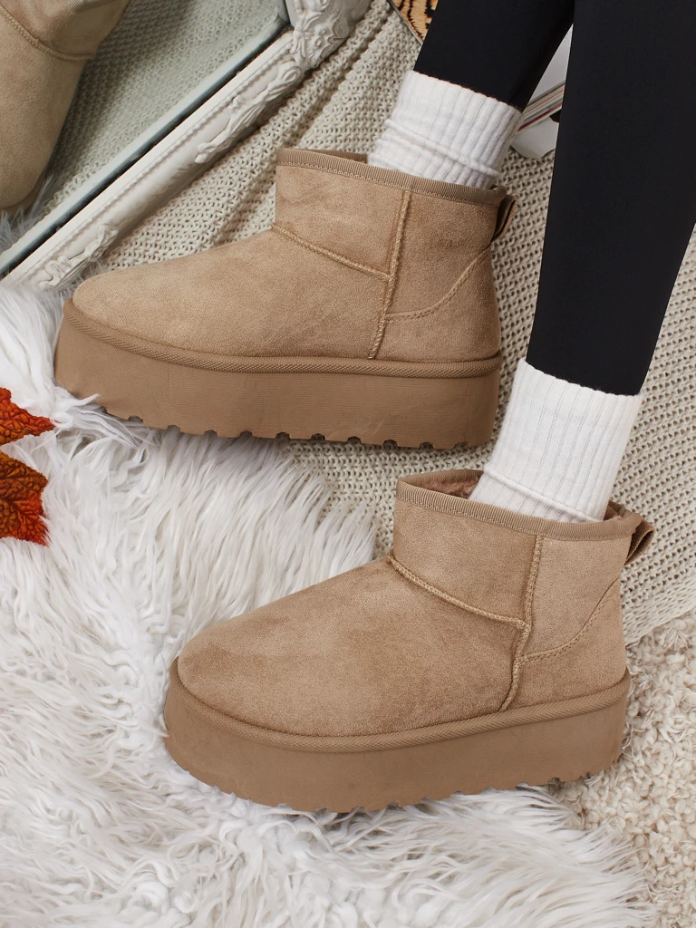 Kratki ženski škornji a'la za sneg Vessia