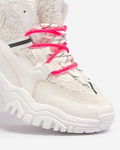 Biele dámske športové tenisky s kožušinou a neónovo ružovými šnúrkami Sagglo- Obuv