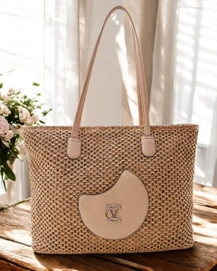 svetlohnedá || hnedý