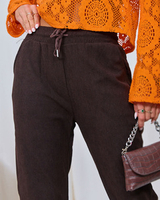 hnedý || Tmavohnedá