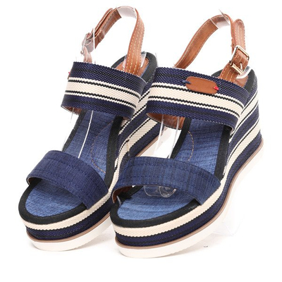 Granatowe sandały na koturnie Ebba- Obuwie