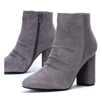 Szare botki z marszczeniem na słupku Ruby - Obuwie