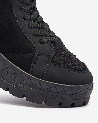 OUTLET Dámske zateplené trapérové čižmy v čiernej farbe Wosser- Obuv