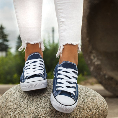 Granatowe sportowe trampki Tofila - Obuwie