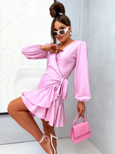 Royalfashion Dámske mini šaty s volánmi a viazaním