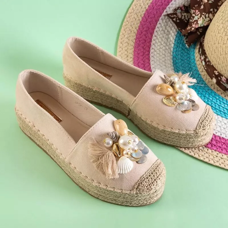 OUTLET Dámske béžové espadrilky s ozdobami Ainura - Topánky