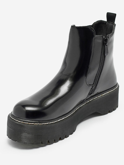 Čierne dámske čižmy na hrubšej podrážke Mallitt- Obuv