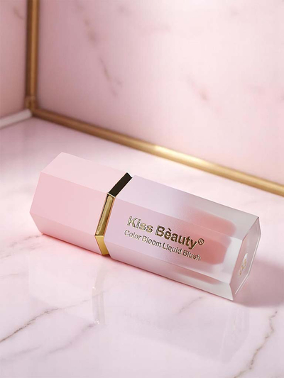 Kiss Beauty tekutý rúž s hubkou, odtieň Crush