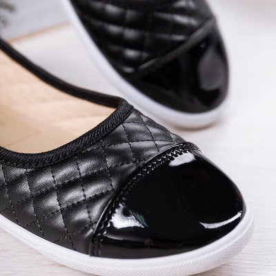 Čierne slip on s prešívaným zvrškom Fatima - Obuv