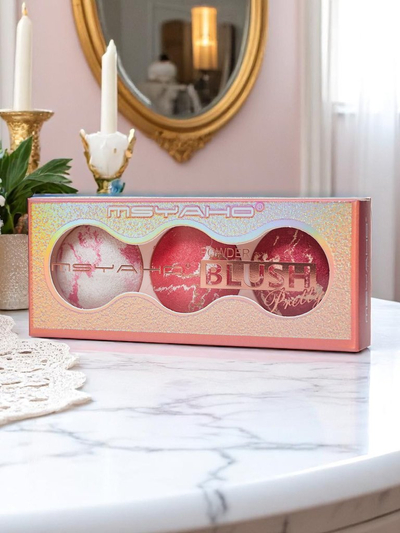 Paleta 3 odtieňov rozjasňujúceho lícenky na líca farba