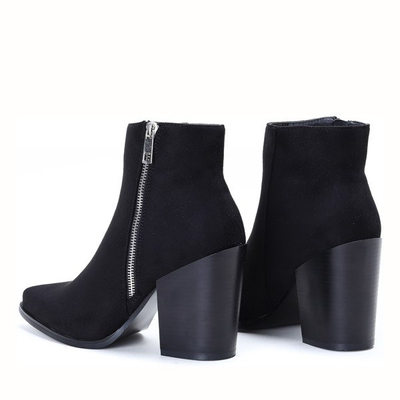 Czarne botki na słupku Charlene - Obuwie