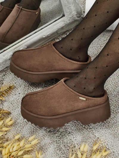 Kratki ženski škornji a'la za sneg s krznom Calindra