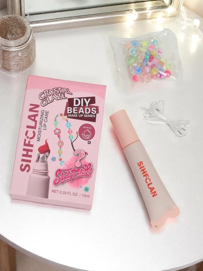 Lesk na pery s náramkom Gloss & Charm Melon Pop