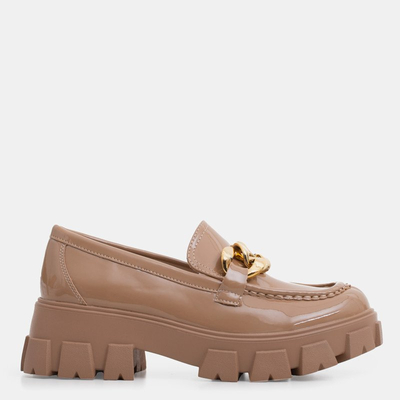 Dámske tmavobéžové lakované návleky na topánky s retiazkou Linera - Obuv