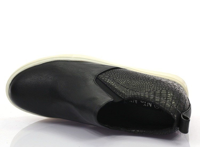 Čierne klincové podpätky s klinovým podpätkom Refferas - Obuv