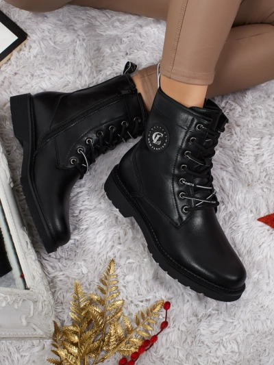 Ženski gležnarji Tavira iz eko usnja z vezalkami